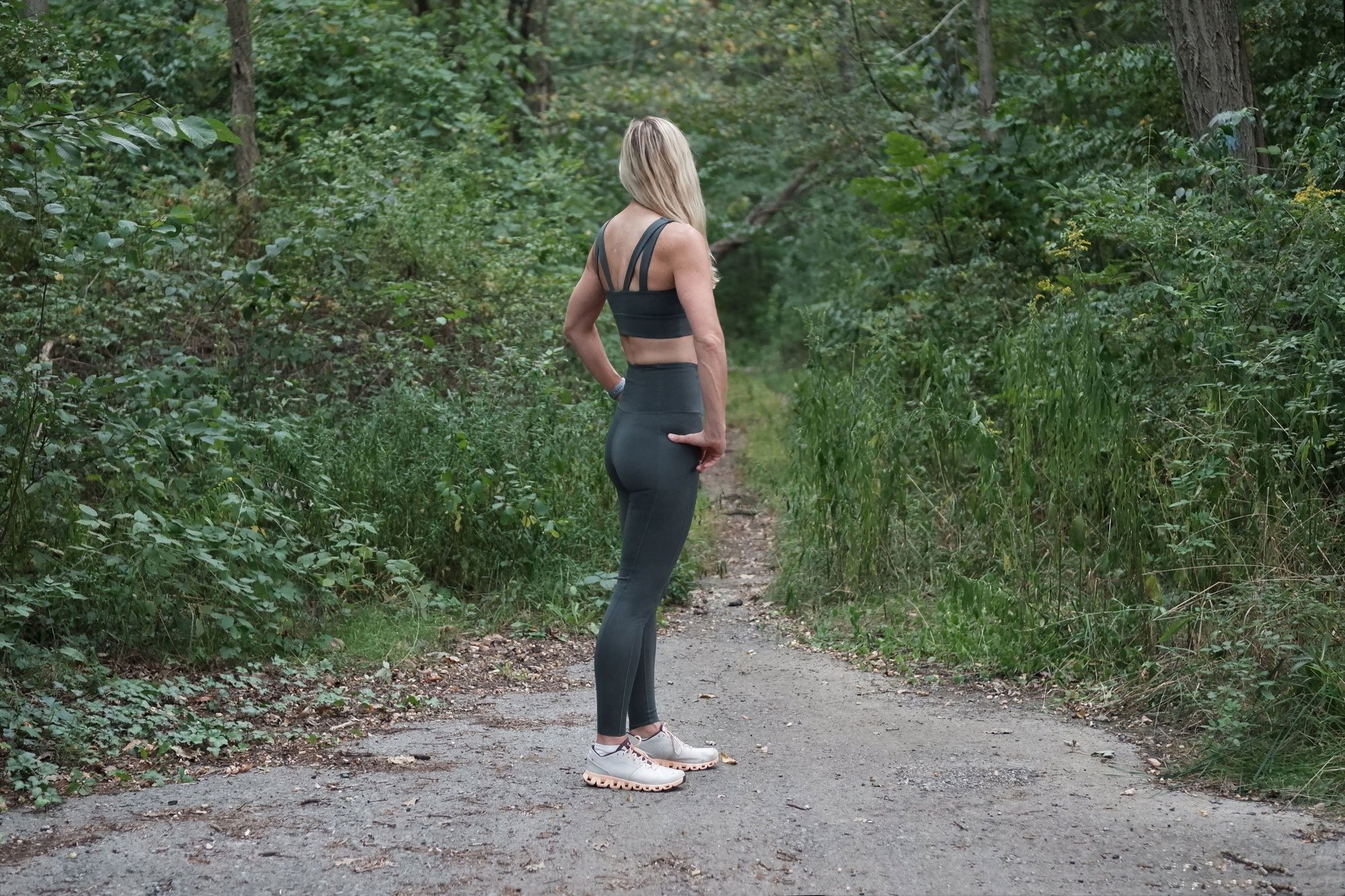 Lolë Step Up Ultra High-Waisted Ankle Leggings