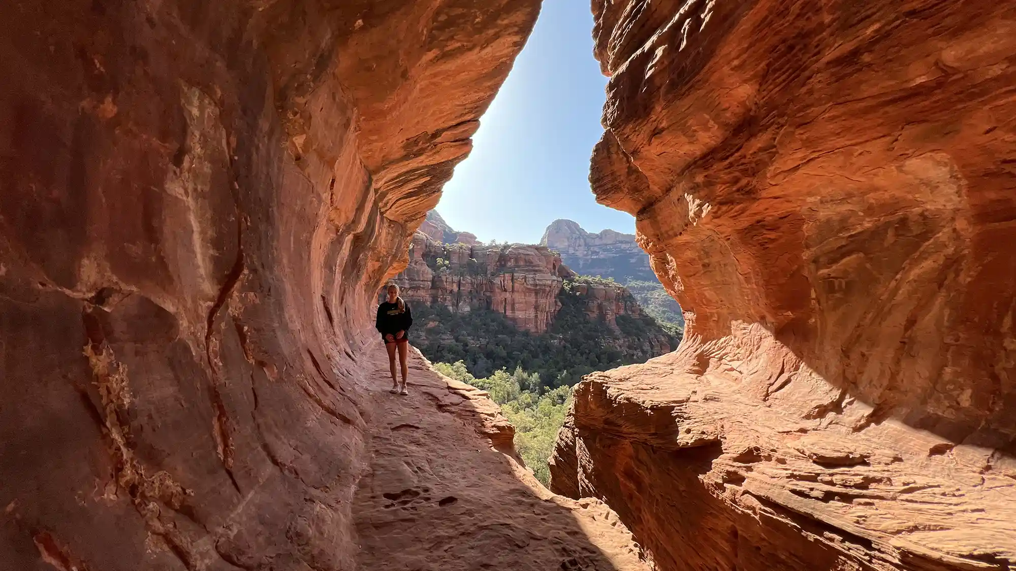 Boynton Canyon Trail to the Subway Cave
