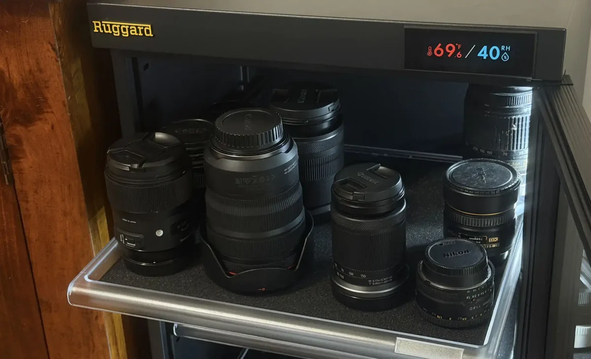 Ruggard Electronic Dry Cabinet For Photography Gear